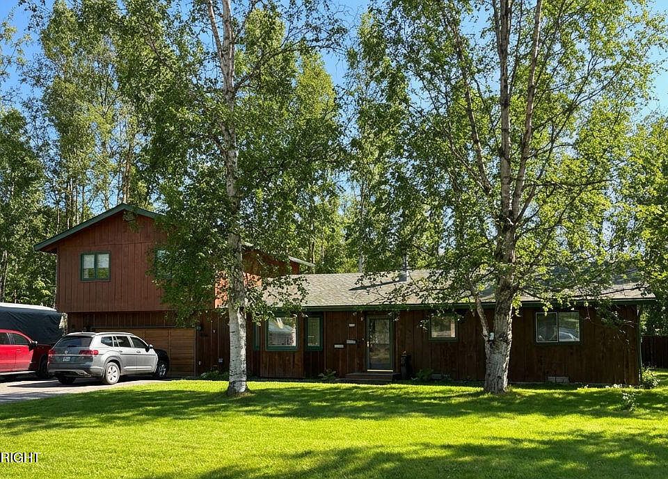 1st image of 23234 Northwoods Dr
