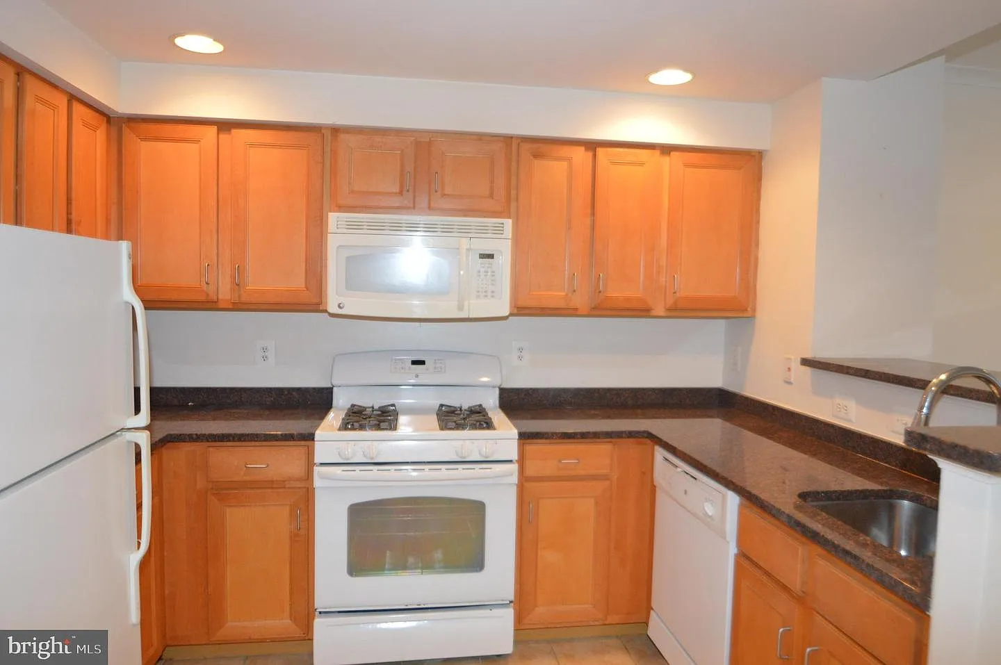 1 bed, 675 sqft, $1,850 — Photo 3