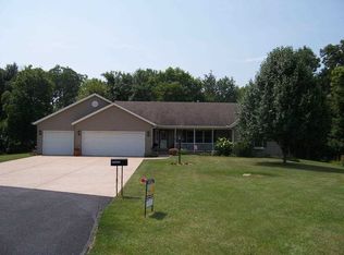 3208 178th Street Ct N, East Moline, IL 61244