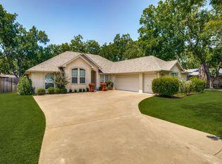 9422 S Longwood Dr, Granbury, TX 76049