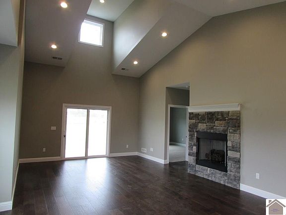 4th image of 3460 Trail Head Dr Unit 104
