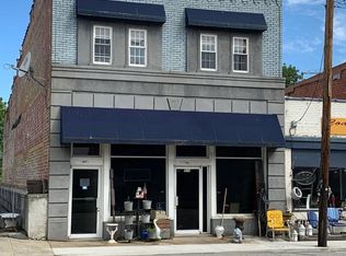 314 Ferry St, Russell, KY 41169