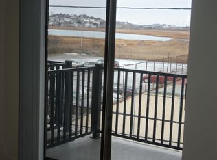 1000 Governors Dr APT 2, Winthrop, MA 02152