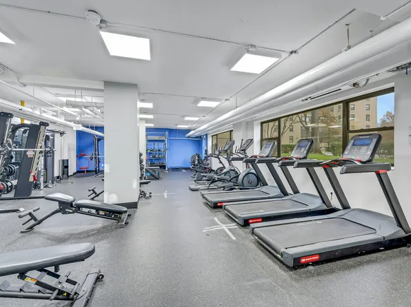 1 Fordham Hill Oval image 25 of 43