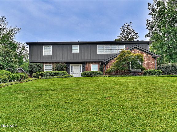 2nd image of 2226 Huntington Road