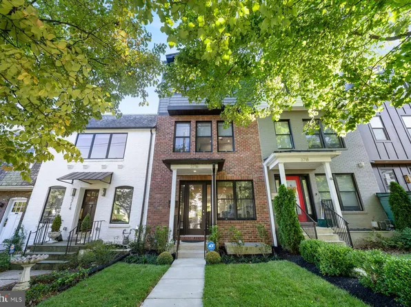 3716 S St NW, Washington, DC 20007