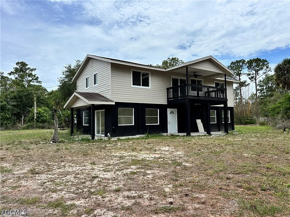 2150 Panama Ave