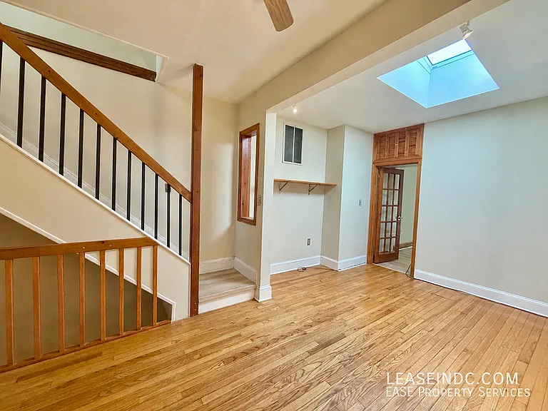 425 5th St SE — Photo 14