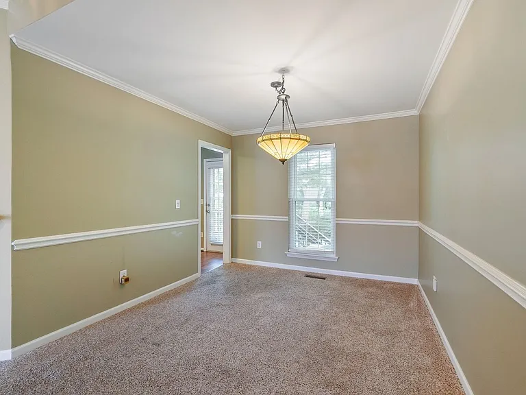 7037 Mooreland Ct — Photo 9