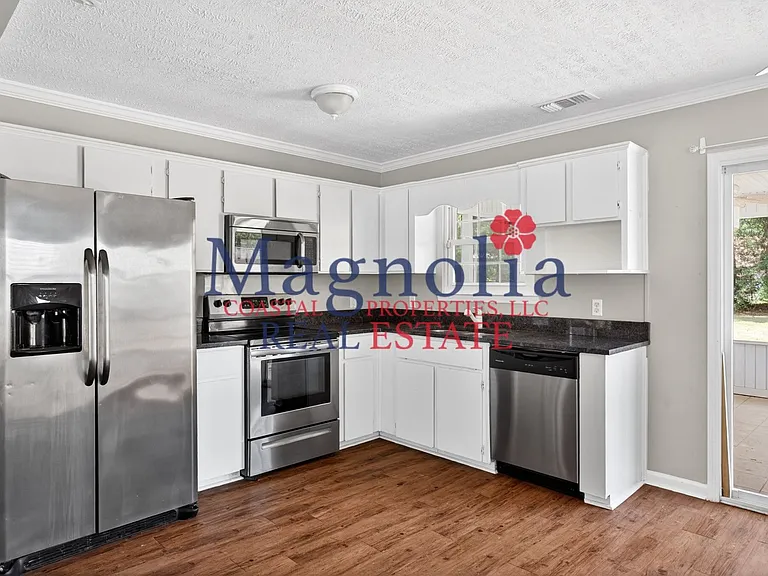 494 Osprey Dr — Photo 8