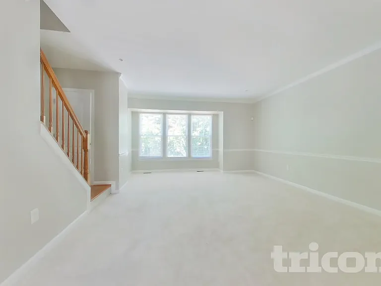 9603 Woodyard Cir — Photo 2