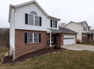 1701 Shenstone Dr, Harrisonburg, VA 22802