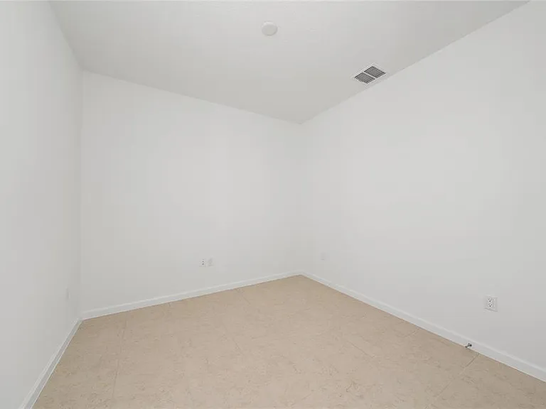 2420 Celebration Blvd — Photo 18