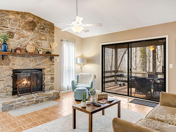 5th image of 1144 Dogwood Dr