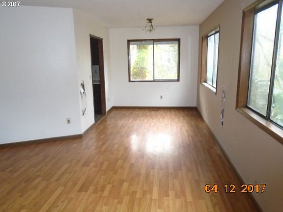 2nd image of 32612 NE 82nd Ave