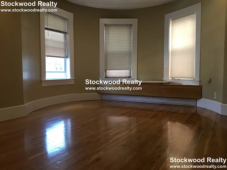 38 Mount Vernon St #2 — Photo 14