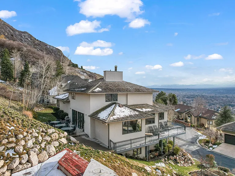 4887 S Mountain Ln — Photo 9