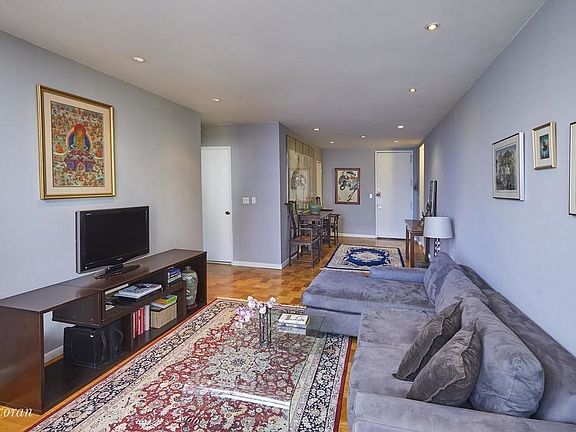 4th image of 630 1st Ave APT 35P