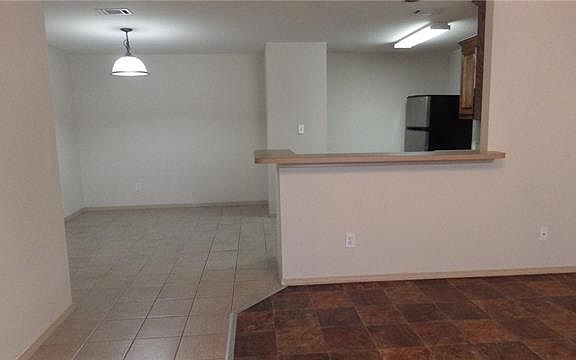3rd image of 2331 N Elm St Unit 1