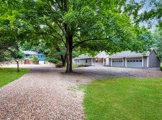 82-82R Cedar St, Wenham, MA 01984