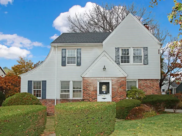 130 Roydon Road, New Haven, CT 06511