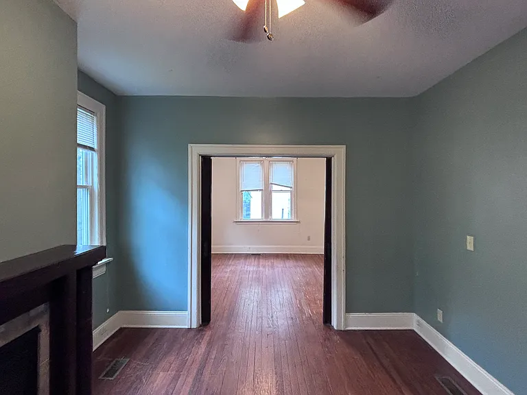 132 Clinton St — Photo 7