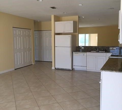 Kitchen viewed from Entry.
