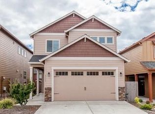 3711 NW 122nd St, Vancouver, WA 98685