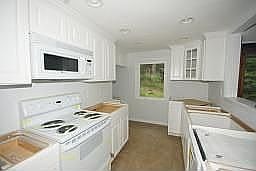 2nd image of 387 Springbrook Trl
