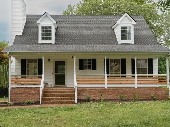 1001 Old Eastside Rd, Burns, TN 37029