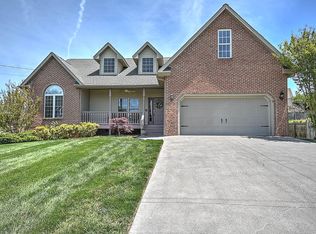 208 Walkers Bend Rd, Gray, TN 37615