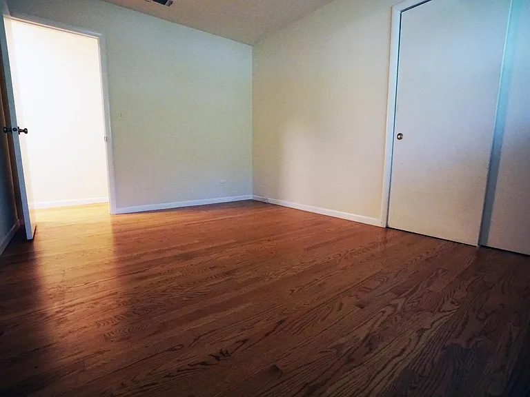 6S546 Sussex Rd — Photo 29