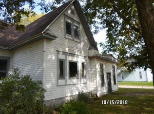 201 W State St, Potomac, IL 61865