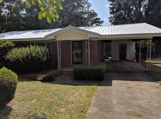 104 Willow Dr, Enterprise, AL 36330