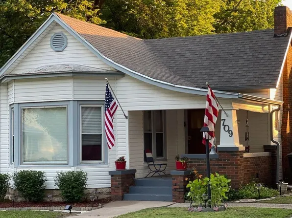 709 S A St, Arkansas City, KS 67005