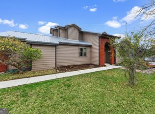 216 Cypress Dr, Kingsland, GA 31548