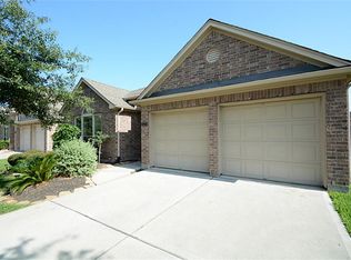 5631 Walnut Glen Ln, Rosenberg, TX 77471