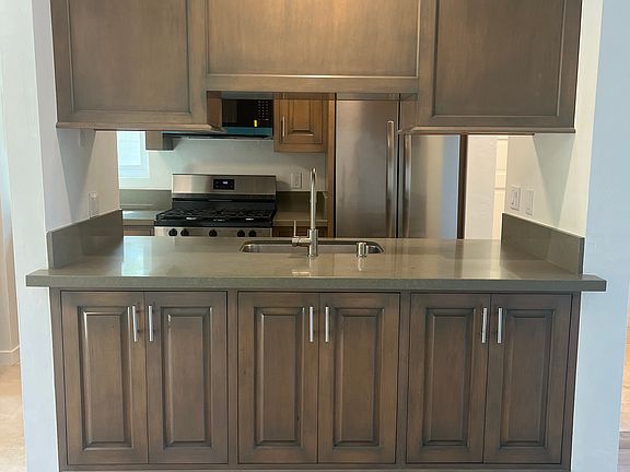 3rd image of 2526 Banner Ave #B