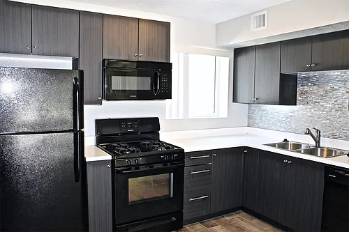 326 W Earll Dr Photo 1
