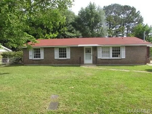 115 Country Club Dr, Prattville, AL 36067