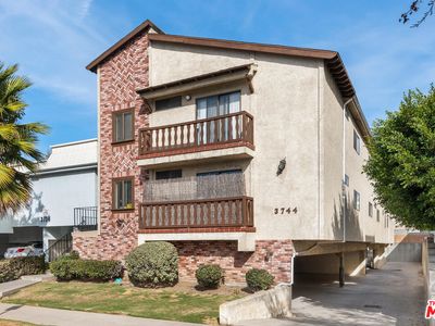 3744 Delmas Ter, Los Angeles, CA, 90034