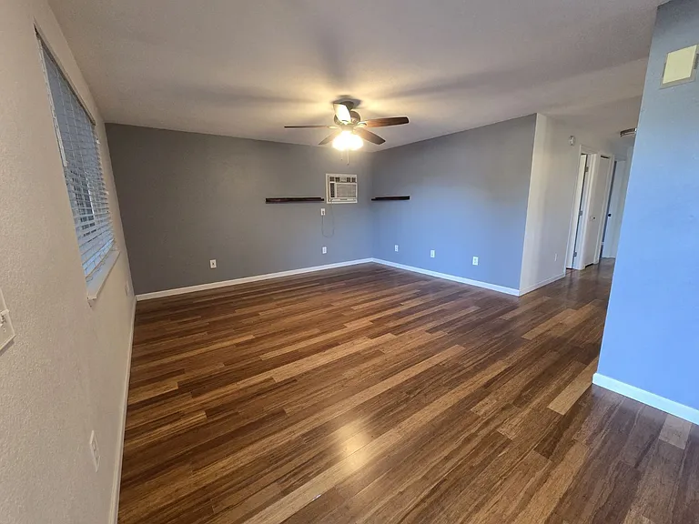 160 Keeler Ct — Photo 3