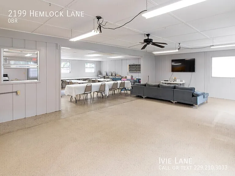 2199 Hemlock Ln — Photo 6