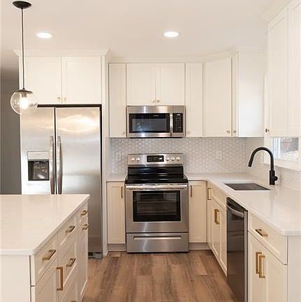 4th image of 4 Amberhill Ct