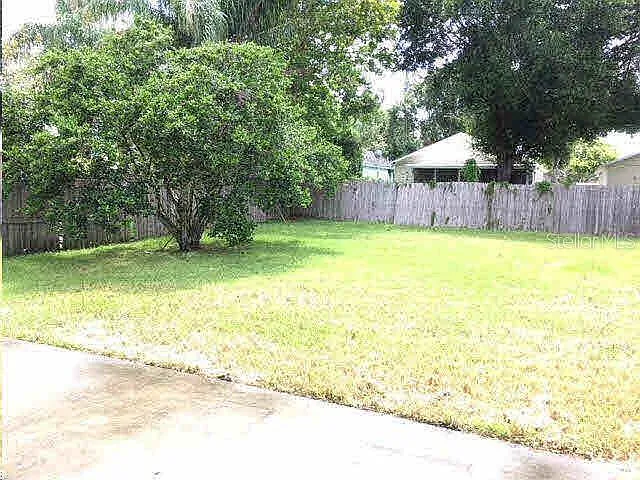 860 Maple Forest Dr — Photo 15