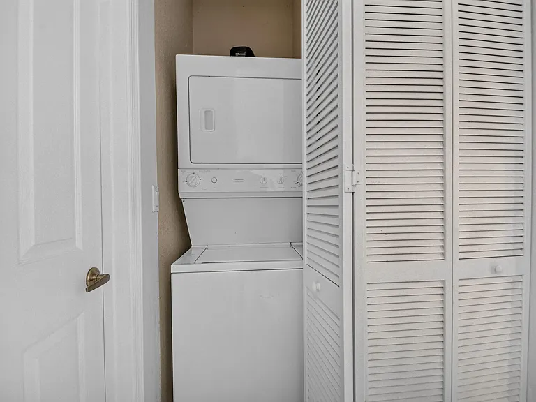 112 Monterey Bay Dr — Photo 50