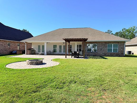 5th image of 3220 Southfork Dr