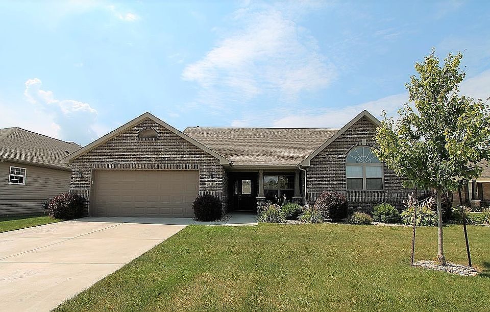1st image of 371 Buchanan Dr