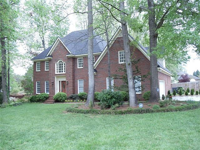 1st image of 216 Stonybrook Rd