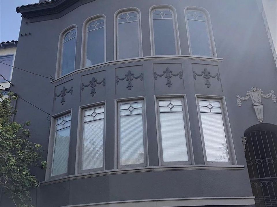 1st image of 135 Caselli Ave